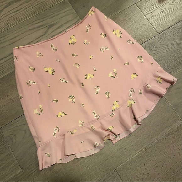 Sunday Best skirt - Picture 2 of 7